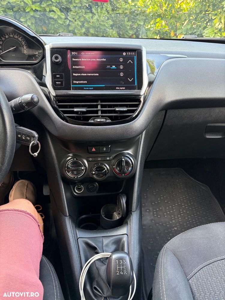 Peugeot 208 1.6 BlueHDi FAP Style - 7