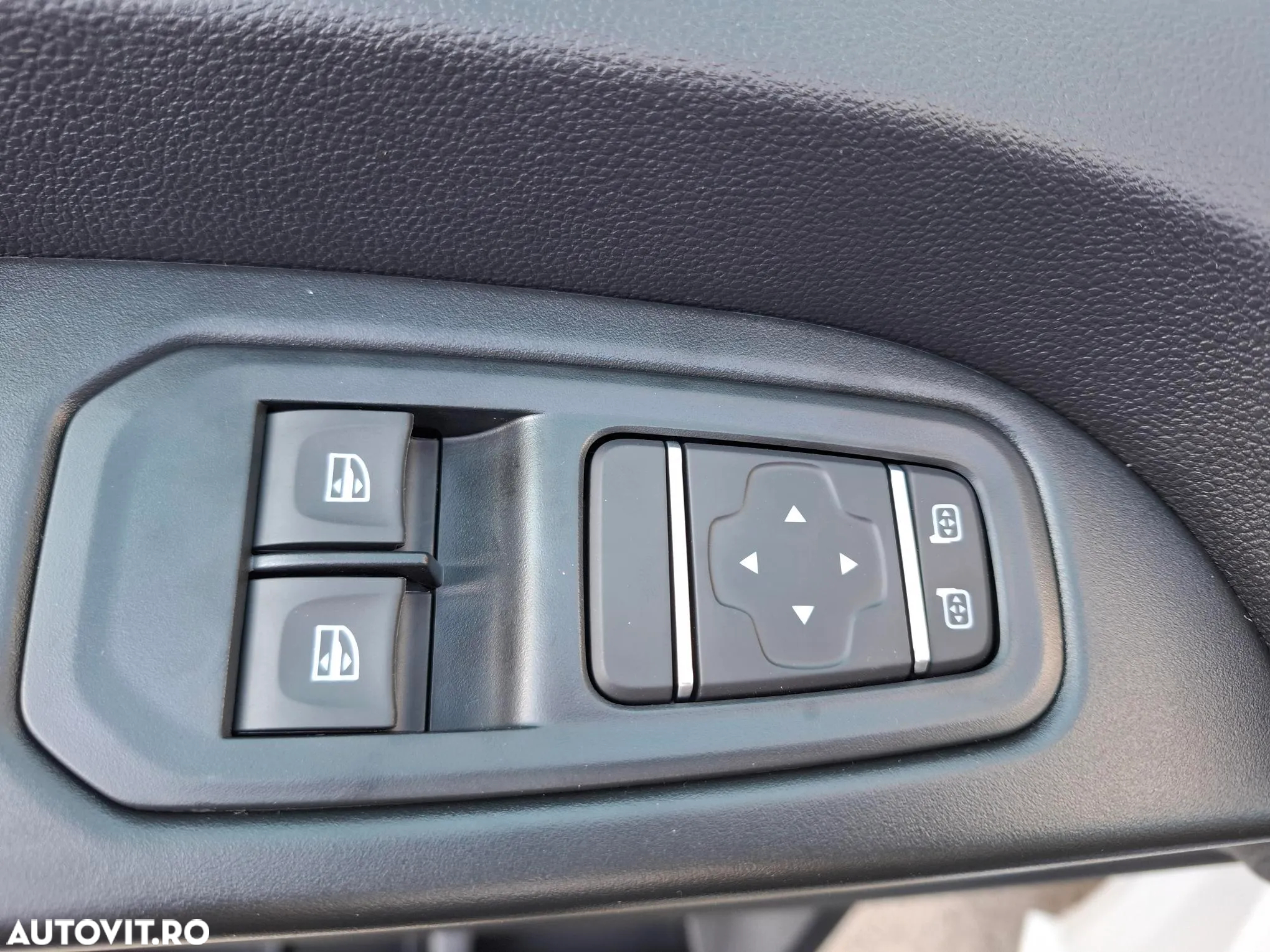 Renault Trafic Combi 2.0 Blue dCi 110 S&S L2 8+1 Life - 27