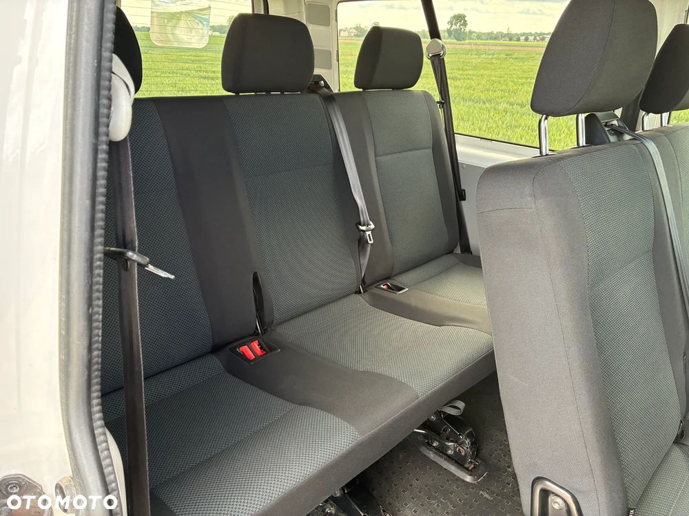 Volkswagen Transporter L2H1 - 13