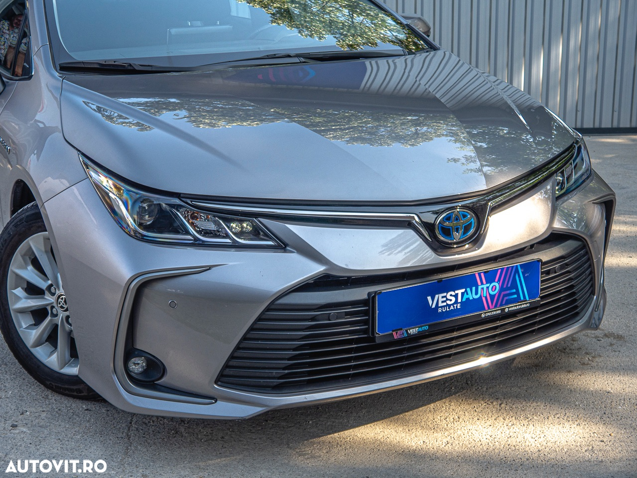 Toyota Corolla Sedan 1.8 HEV Business - 32