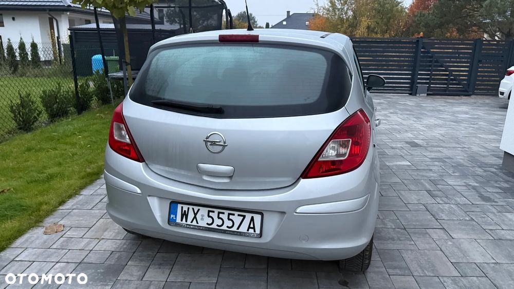 Opel Corsa - 18