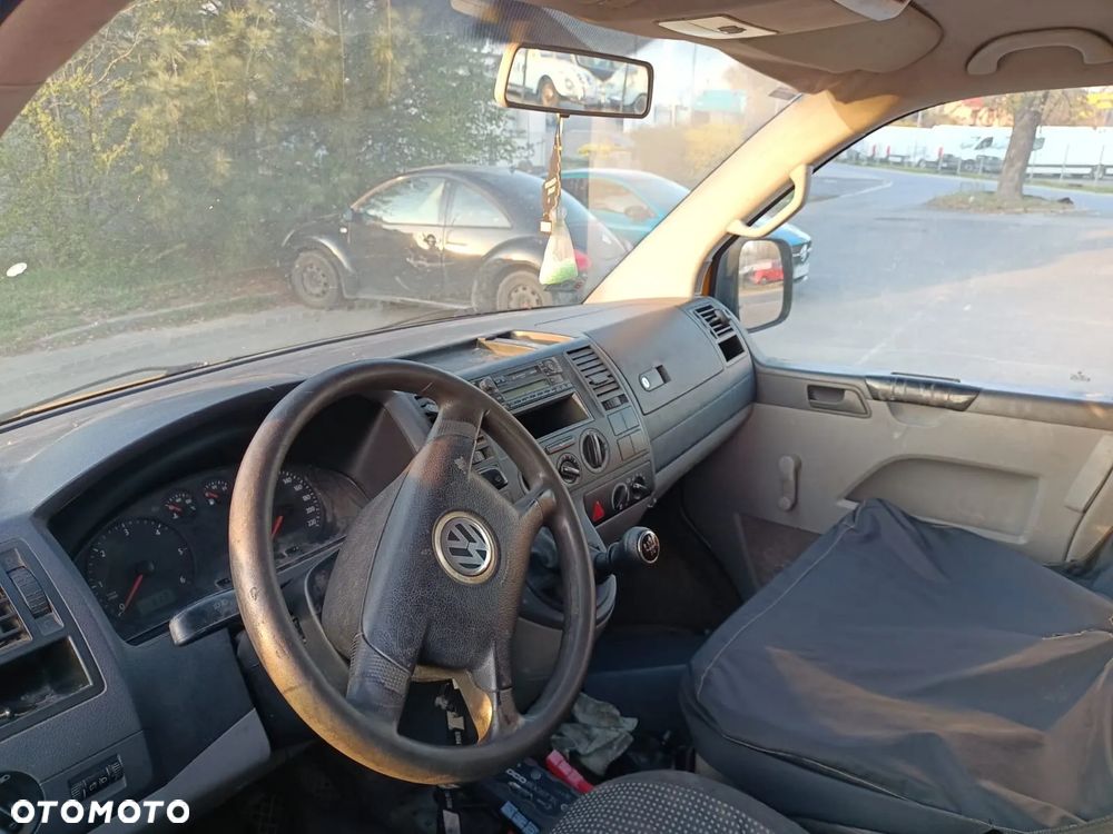 Volkswagen Transporter - 5