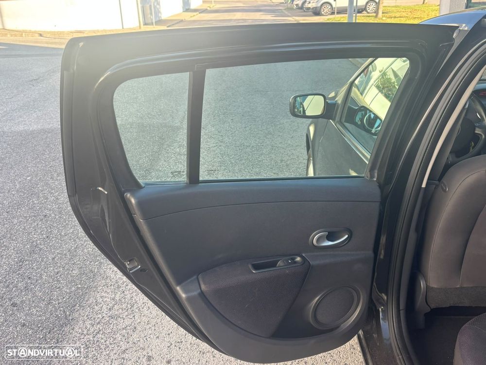 Renault Clio 1.5 dCi Confort - 34