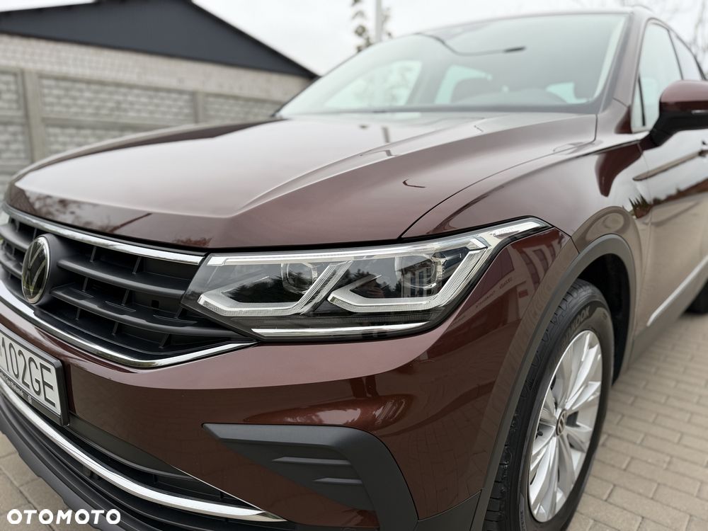 Volkswagen Tiguan - 11