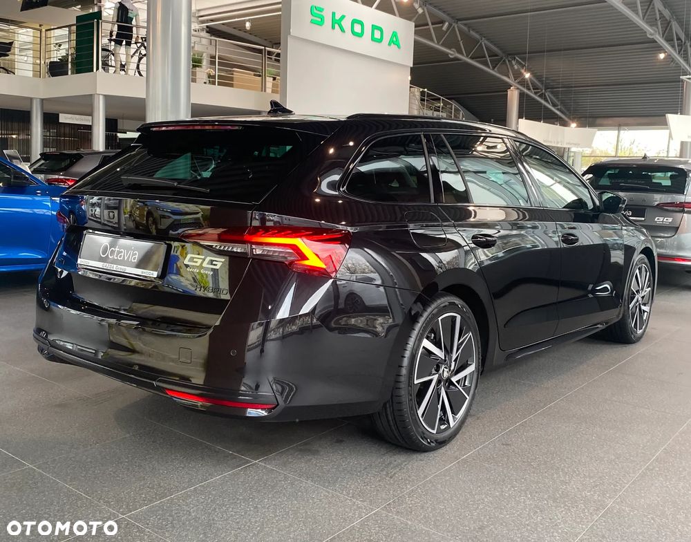 Skoda Octavia - 3