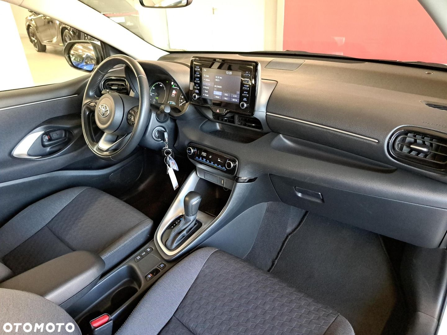 Toyota Yaris Hybrid 1.5 Comfort - 16