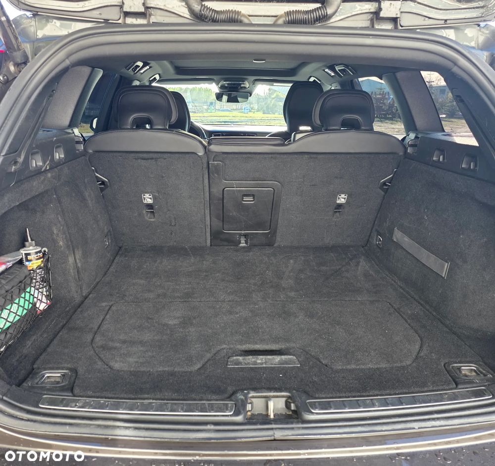 Volvo V60 D4 Geartronic R-Design - 12
