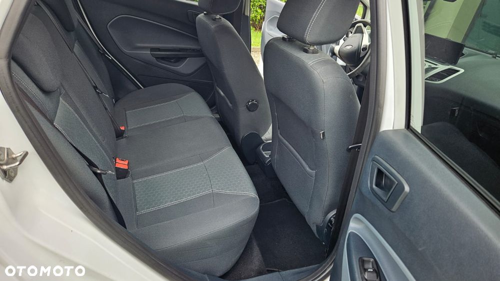 Ford Fiesta 1.6 TDCi Titanium - 17