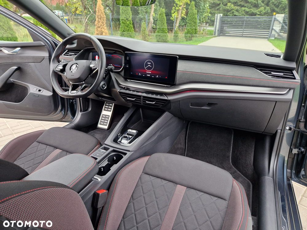 Skoda Octavia 2.0 TSI RS 245 DSG - 24