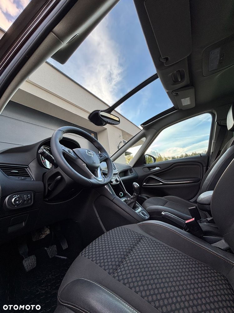 Opel Zafira 1.6 T SIDI Cosmo S&S - 35