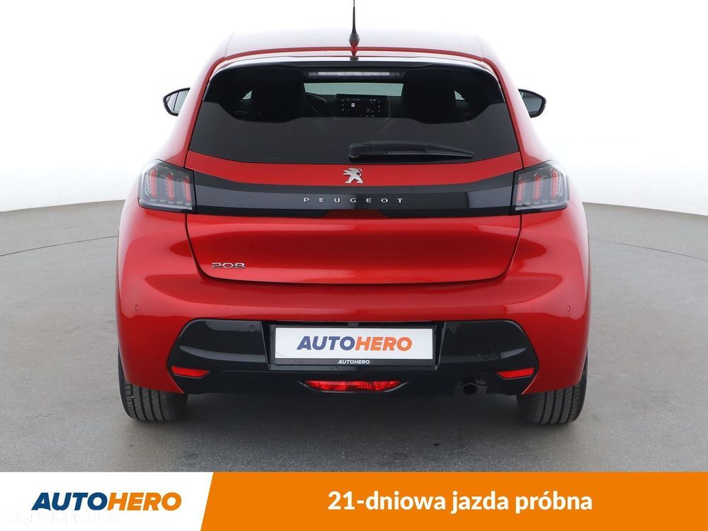 Peugeot 208 - 5