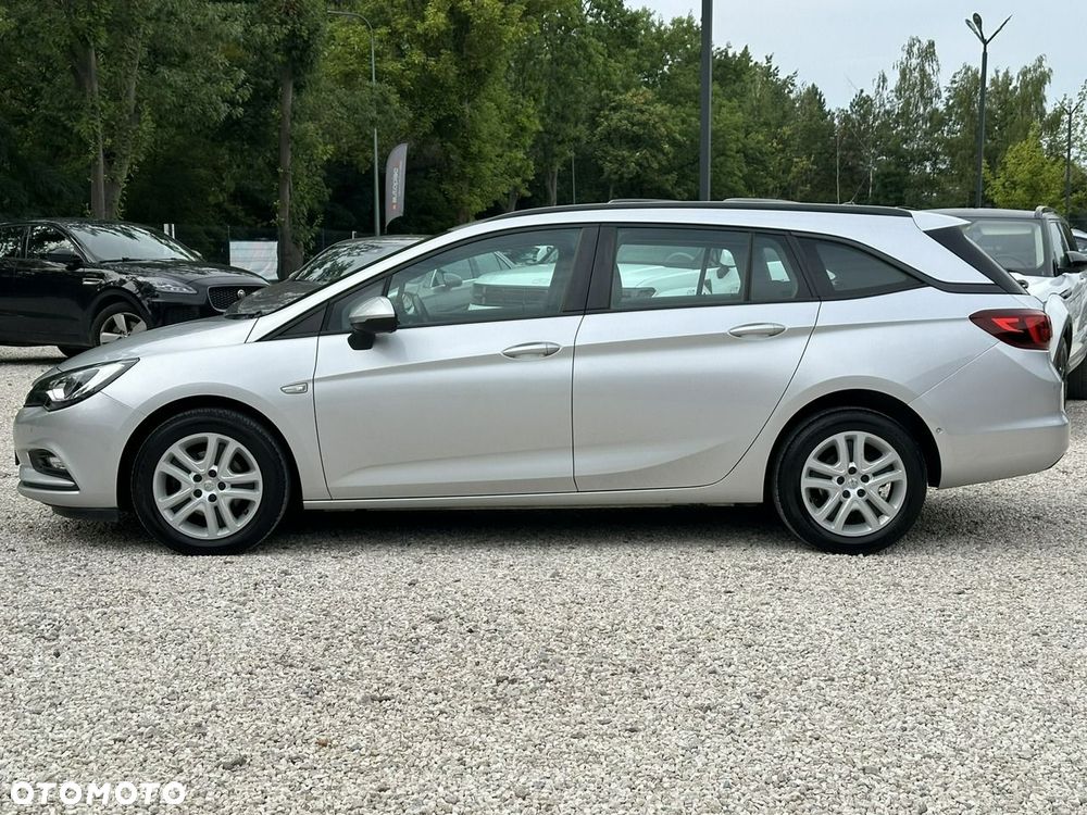 Opel Astra - 4