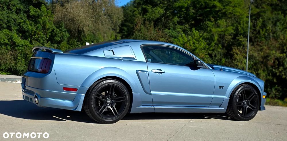 Ford Mustang - 38