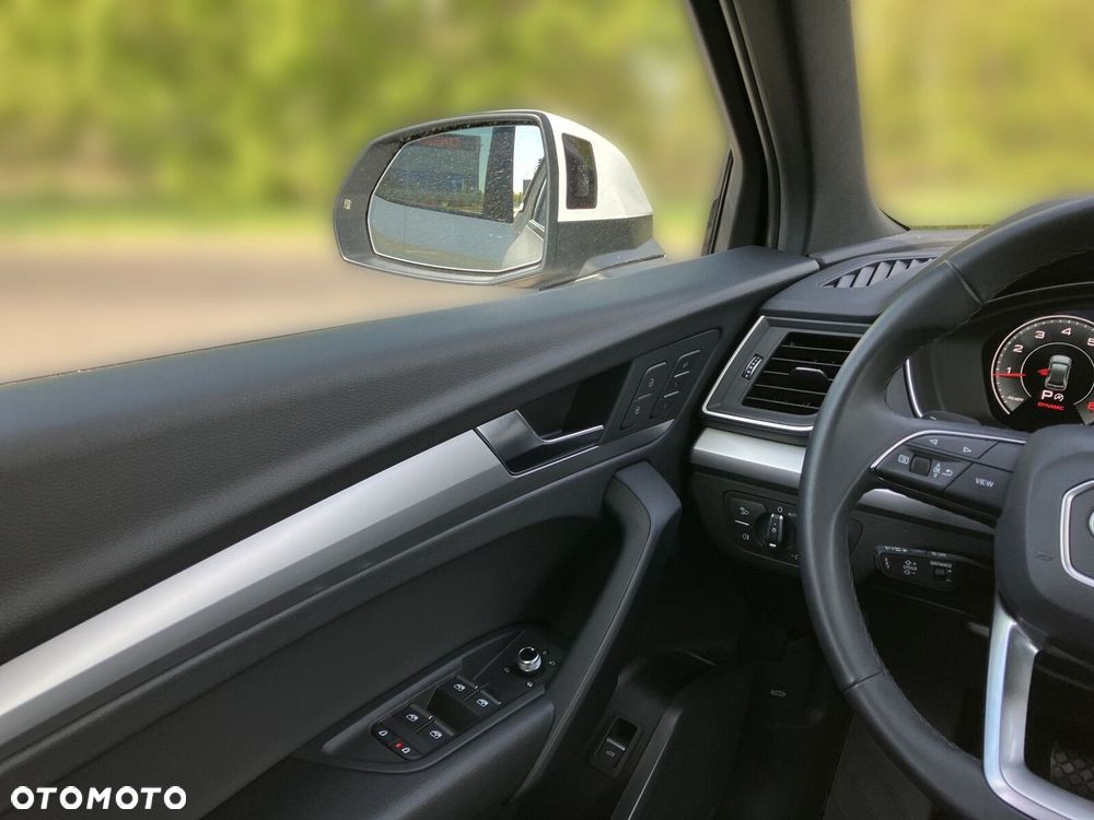 Audi Q5 Sportback - 13