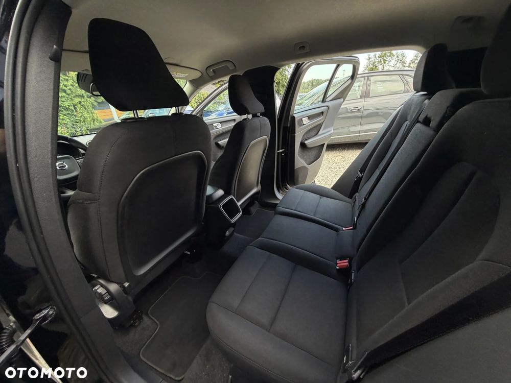Volvo XC 40 T3 Momentum - 20