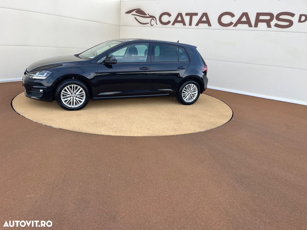 Volkswagen Golf 1.6 TDI BlueMotion Technology Cup - 6
