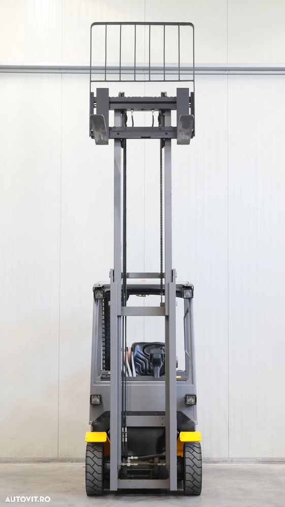 Jungheinrich TFG 320 - 8