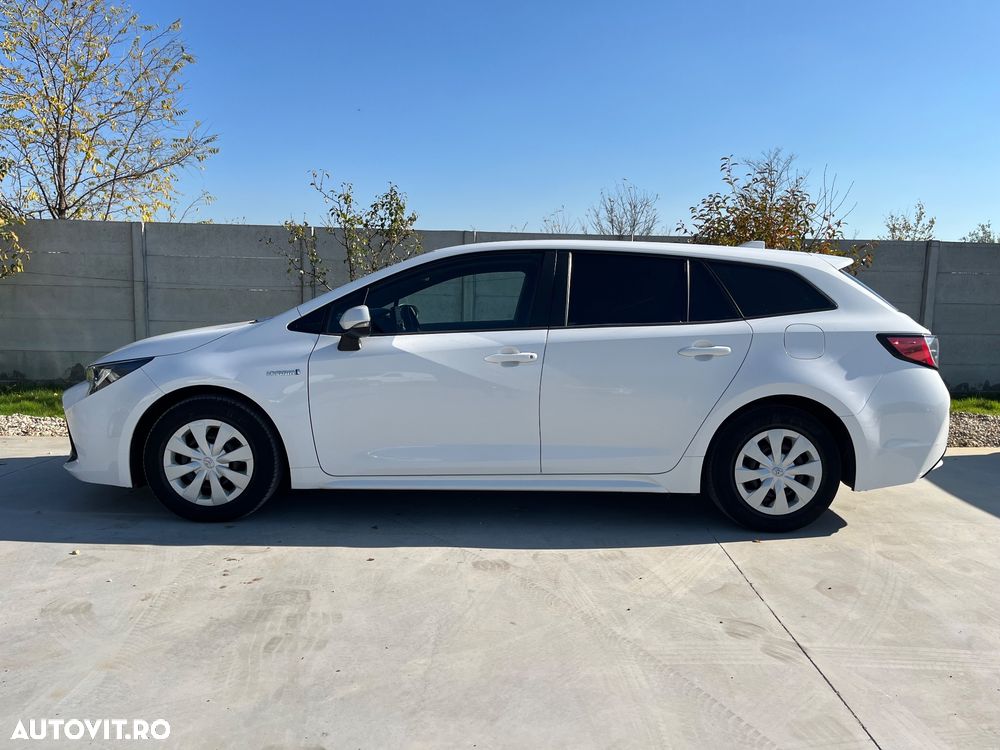 Toyota Corolla Sedan 1.8 HSD Business - 12