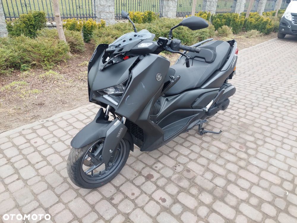 Yamaha X-max - 1