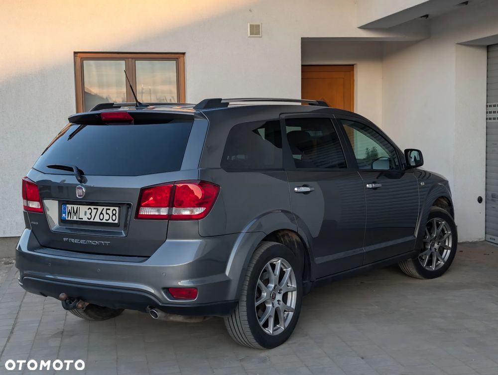 Fiat Freemont 2.0 Multijet 16V DPF Automatik Allrad Lounge - 8