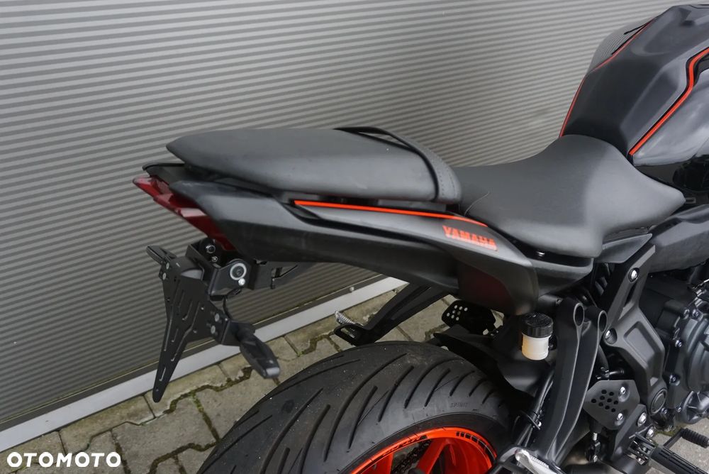 Yamaha MT - 16