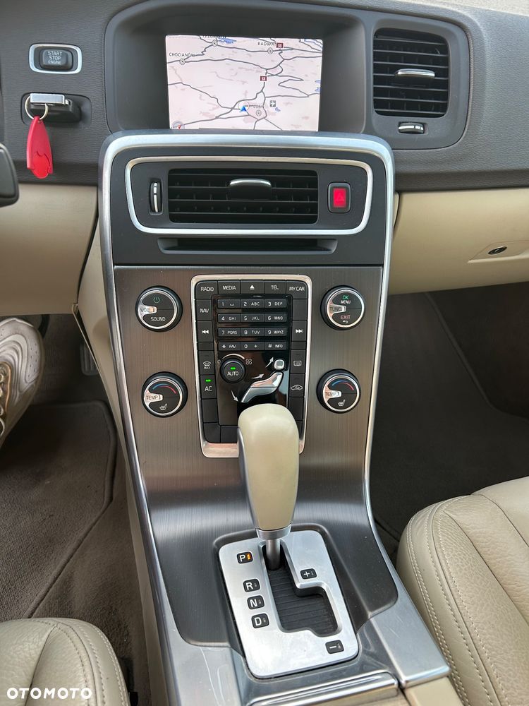 Volvo S60 - 12