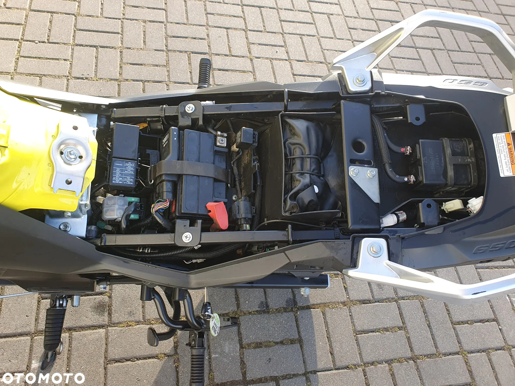 Suzuki V-STROM - 36