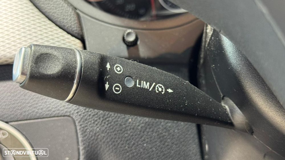 Mercedes-Benz B 180 d Urban - 17