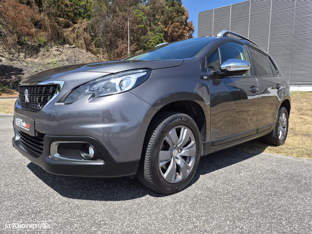 Peugeot 2008 1.2 PureTech Style - 1