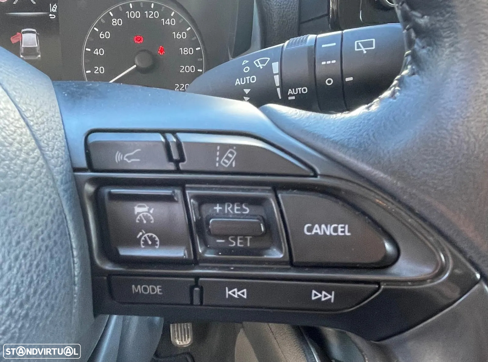 Toyota Yaris 1.0 VVT-i Comfort Plus - 27
