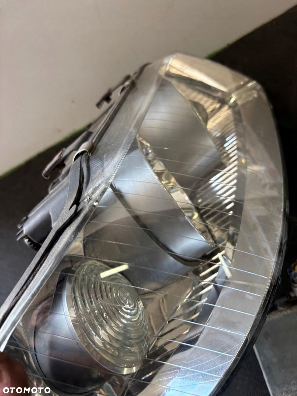 LAMPA PRAWA REFLERTOR PRAWY AUDI A3 8L S3 XENON KSENON HELLA KOMPLETNA EU - 2