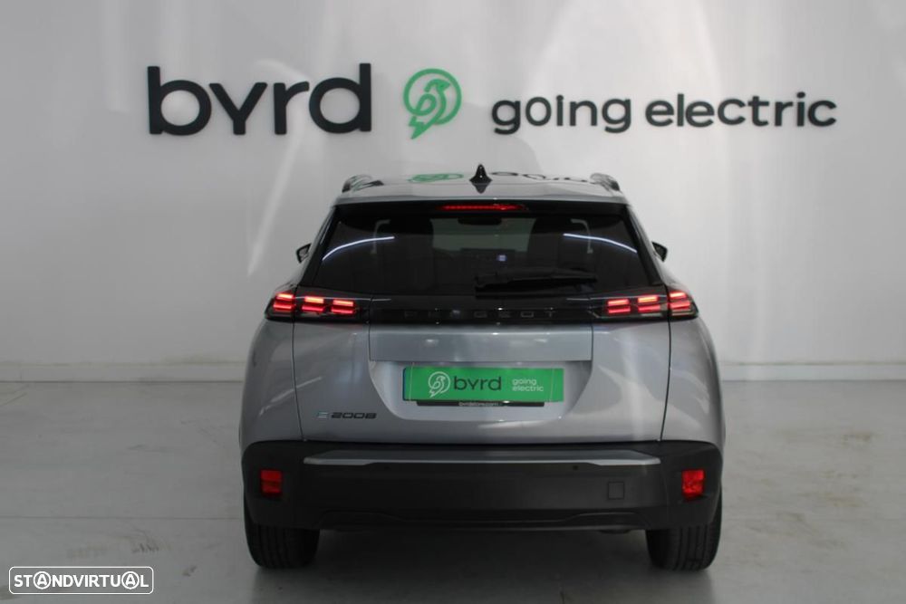 Peugeot e-2008 54 kWh Allure - 6