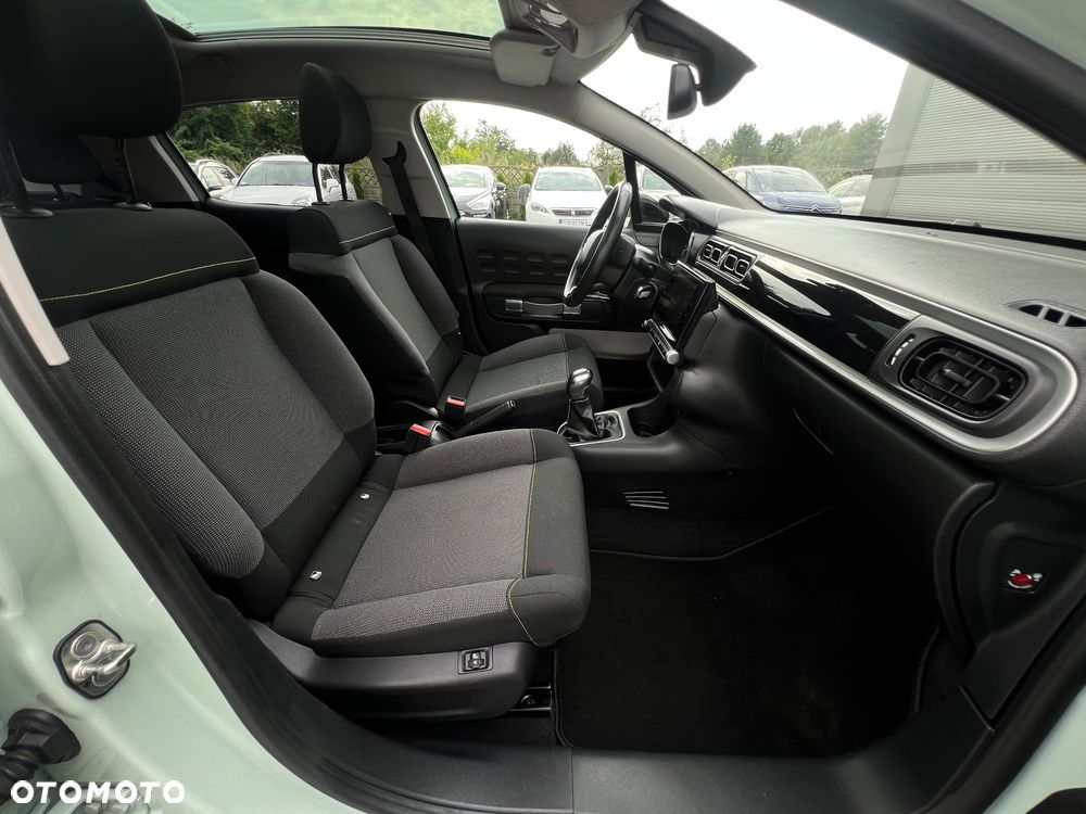 Citroën C3 1.2 PureTech Shine - 17