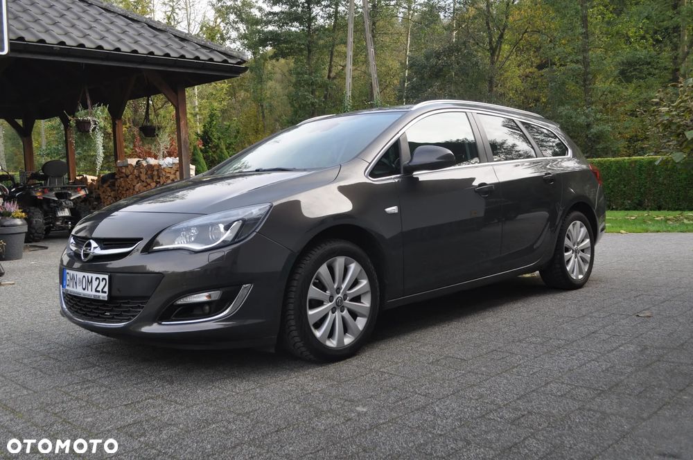 Opel Astra 1.4 Turbo Exklusiv - 12