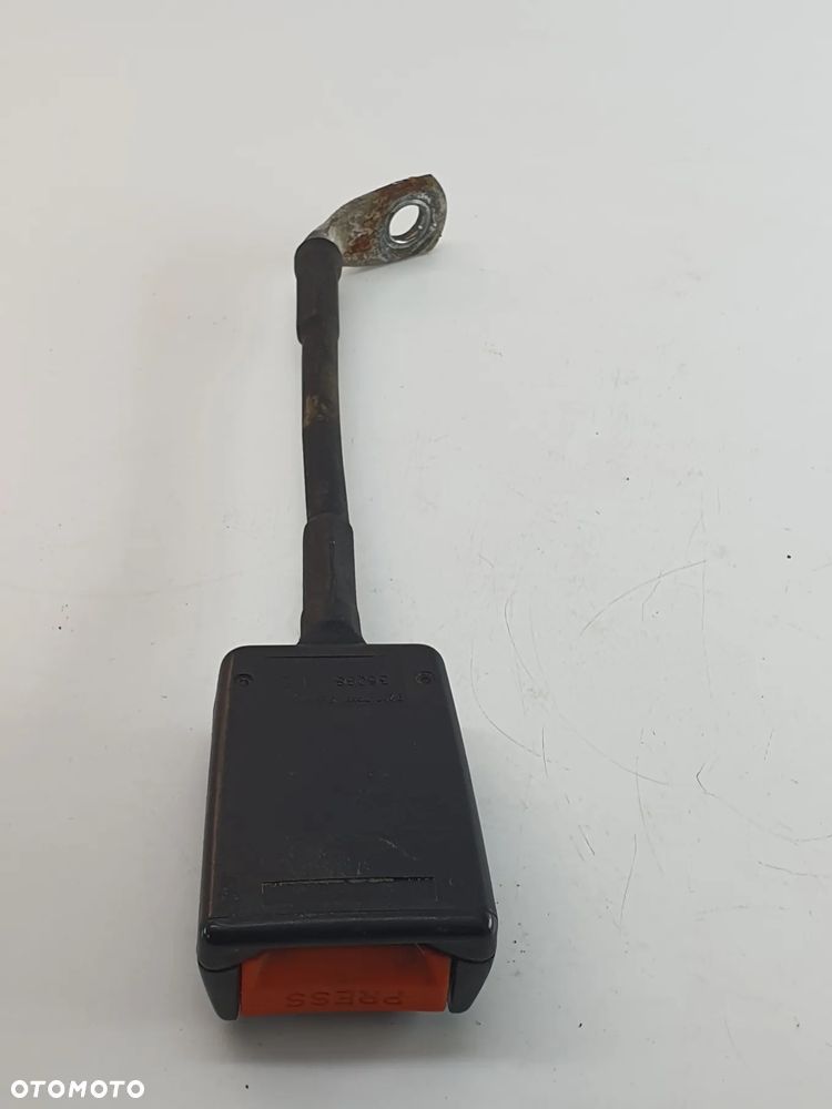 ZAPINKA PASA IVECO EUROCARGO - 4