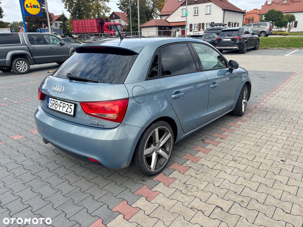 Audi A1 1.6 TDI S tronic Attraction - 3