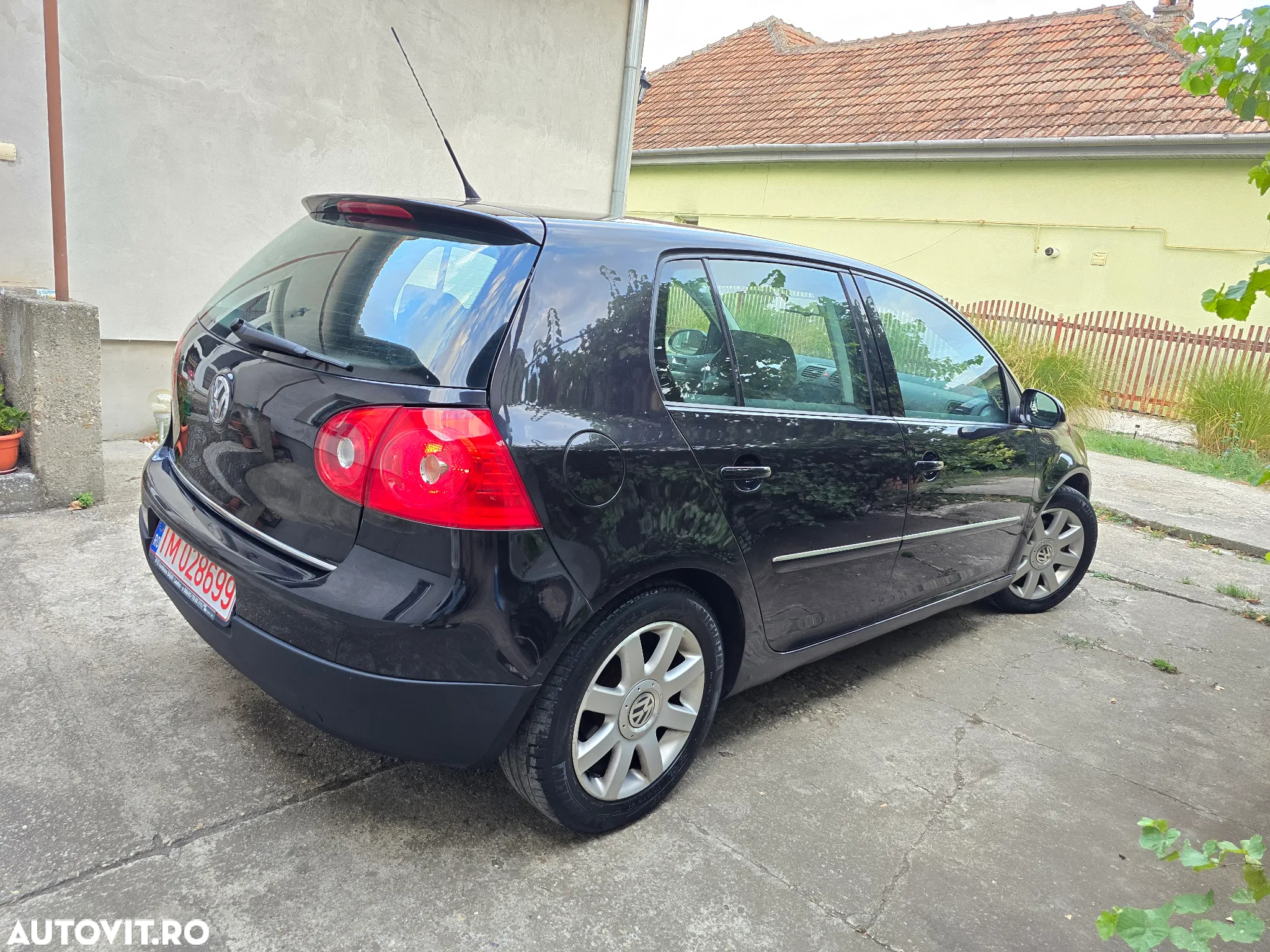 Volkswagen Golf 1.6 Comfortline - 10