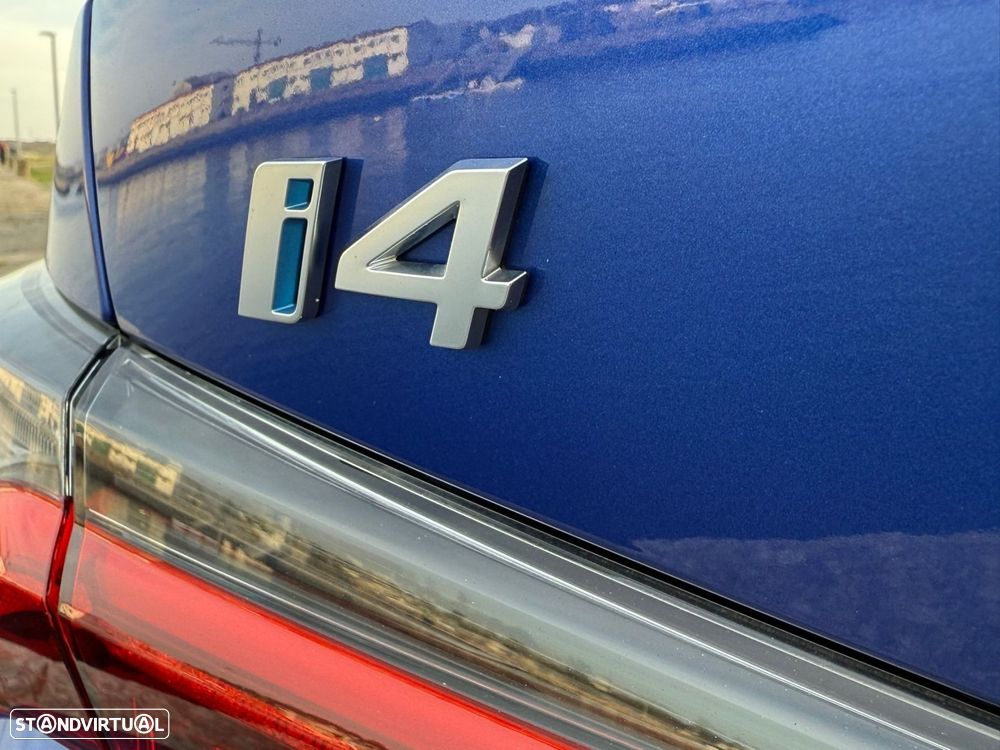 BMW i4 eDrive40 Pack Desportivo M Pro - 11