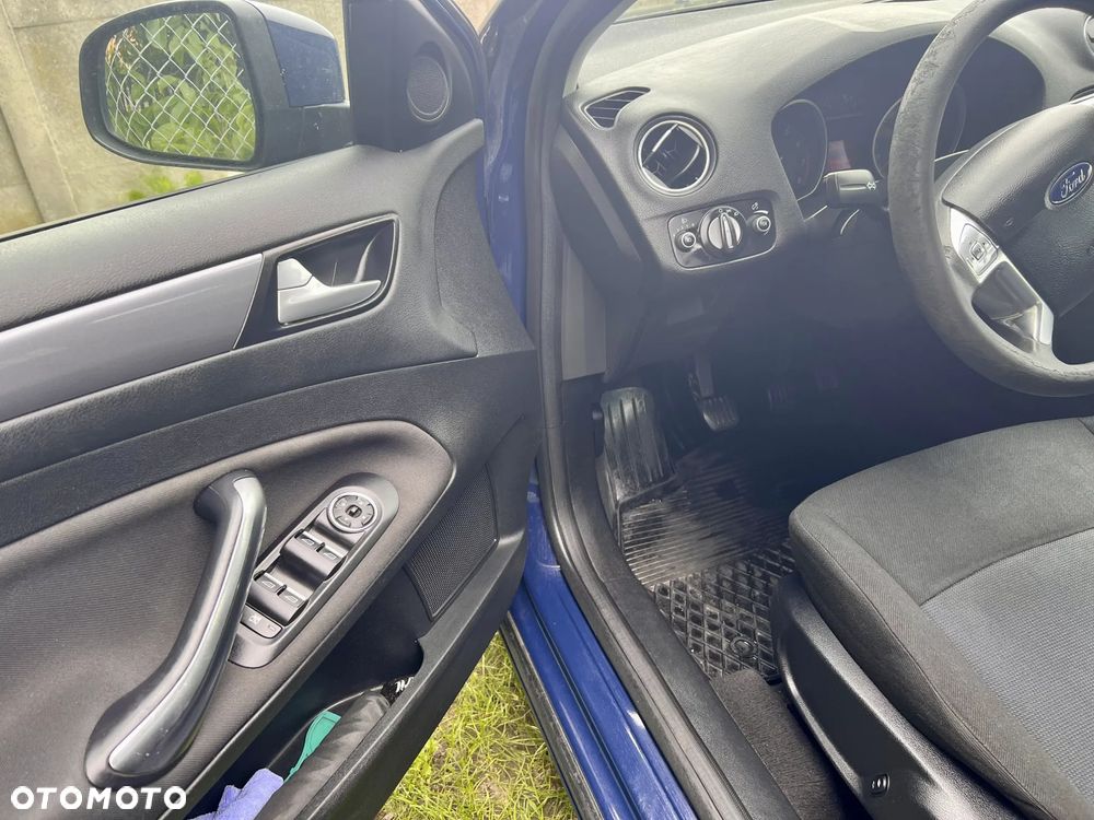 Ford Mondeo 1.6 Ambiente - 8