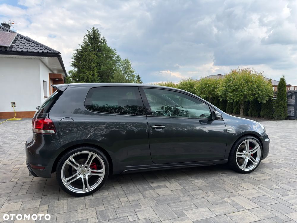 Volkswagen Golf 2.0 GTI - 23