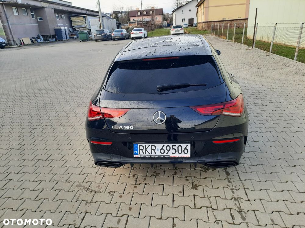 Mercedes-Benz CLA 180 7G-DCT Special Edition - 6