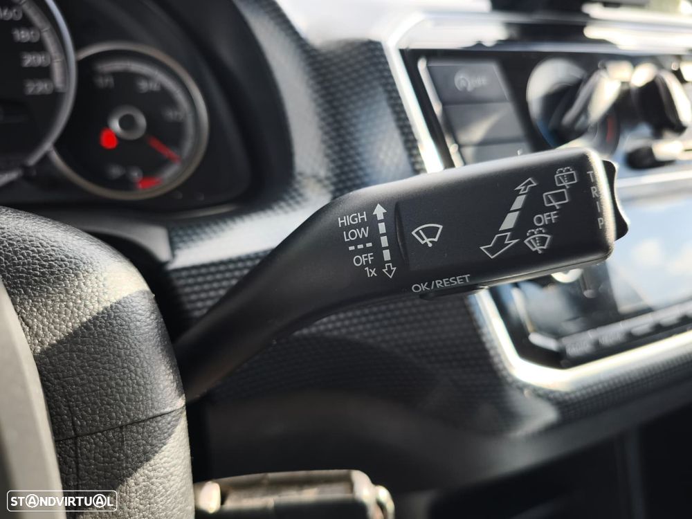 VW Up! 1.0 BMT Move - 21