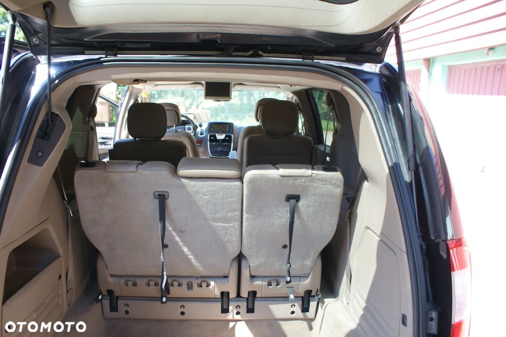 Chrysler Town & Country 3.6 Touring - 20