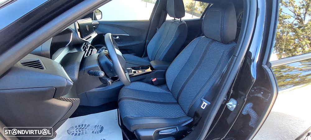 Peugeot 2008 1.2 PureTech Allure Pack - 3