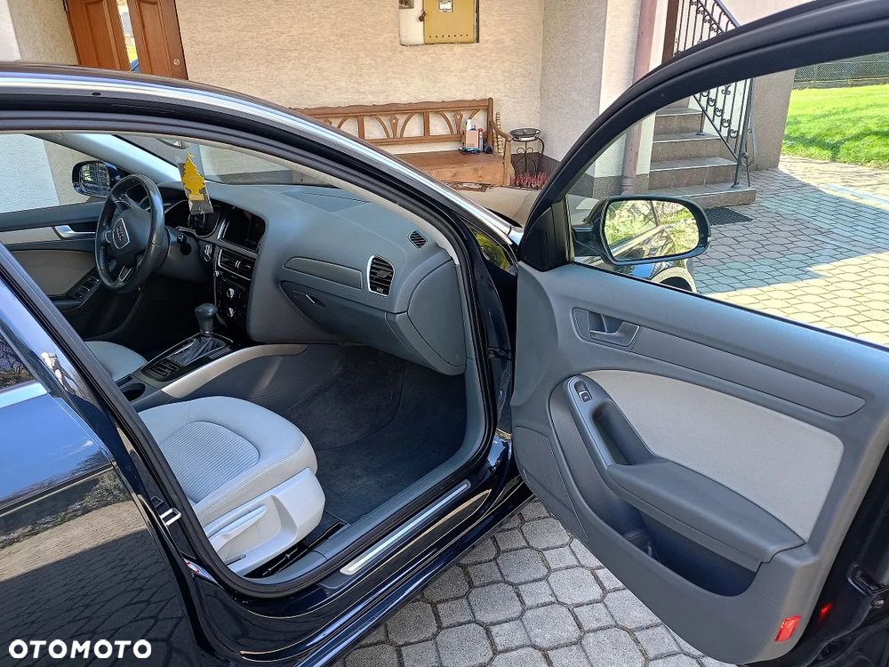 Audi A4 Limousine 2.0 TDI DPF multitronic Ambiente - 9