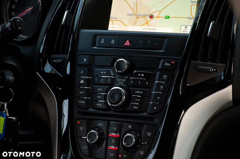 Opel Astra 1.4 Turbo - 9