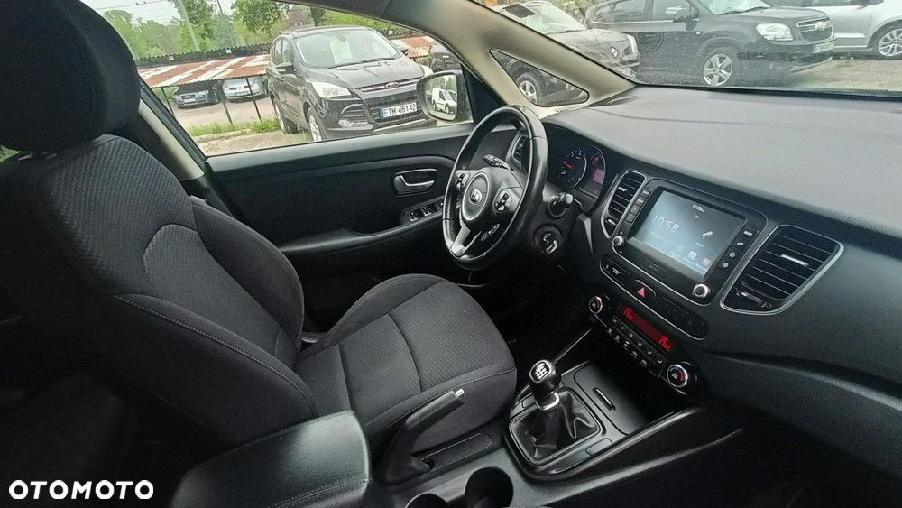 Kia Carens 1.7 CRDi L 7os - 30