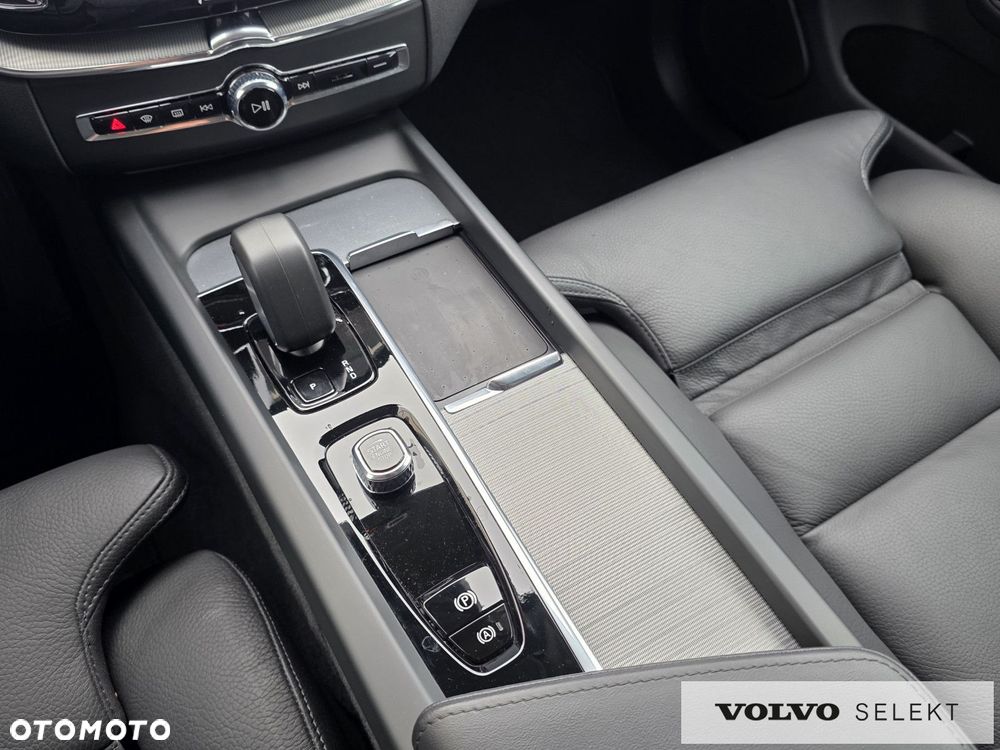 Volvo XC 60 - 29