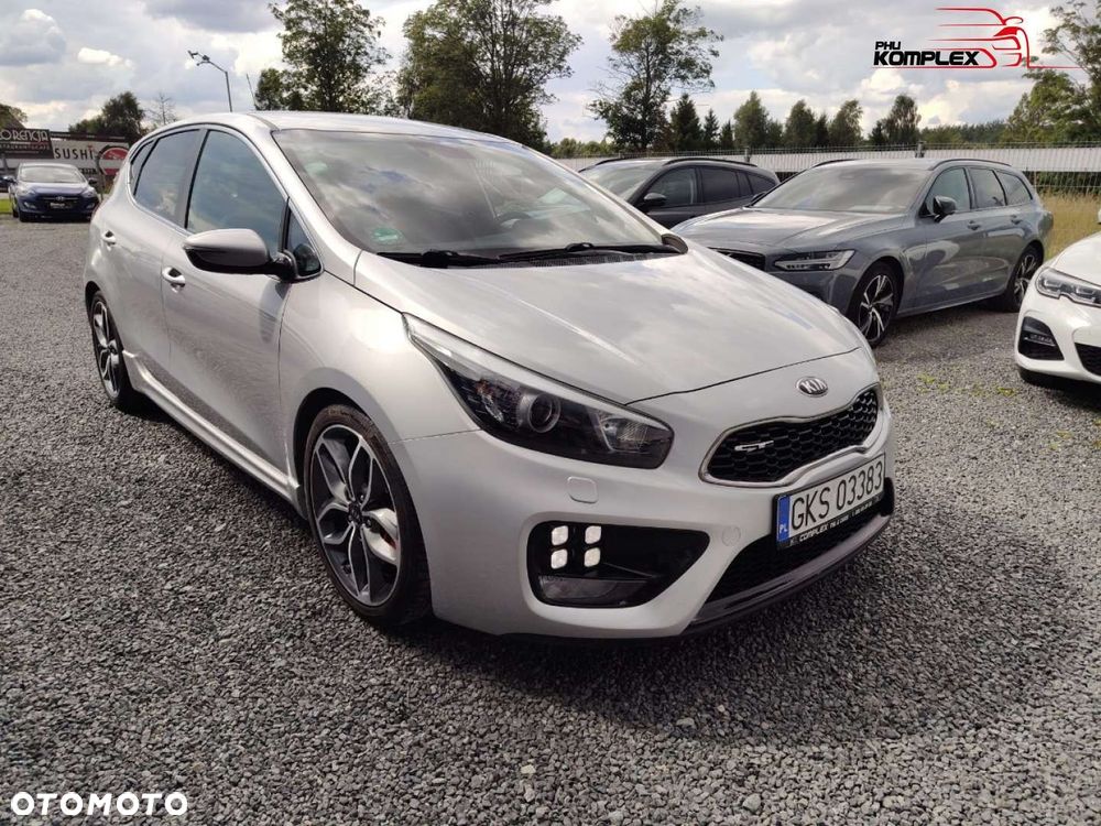Kia Ceed - 4
