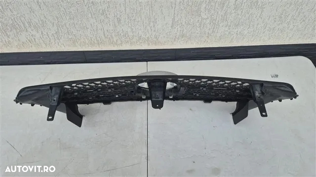 Grila centrala Mercedes GLC dupa 2016 cod A2538807000 - 5